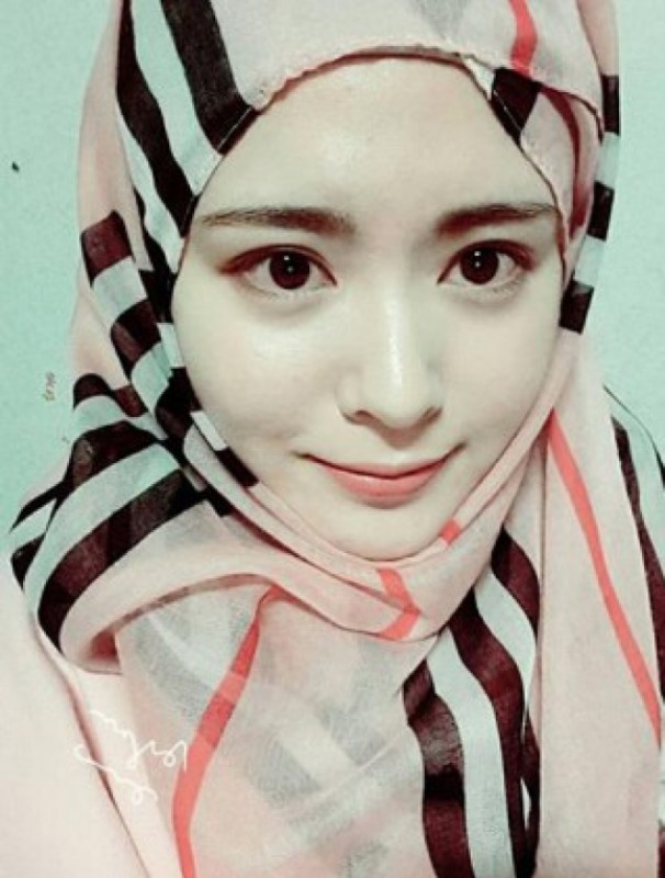 664xauto-foto-foto-ayana-gadis-korea-cantik-yang-memilih-islam-151109c-002-rev1