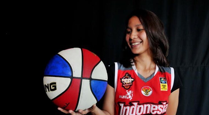 pebasket ini bernama hanum yang merupakan atlet cantik indonesia