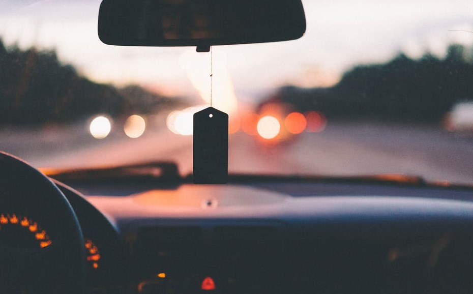 praktek doa cara tayamum di mobil dalam tembok