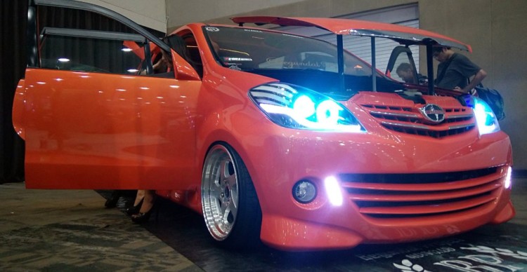 900+ Modifikasi Mobil Calya Orange HD
